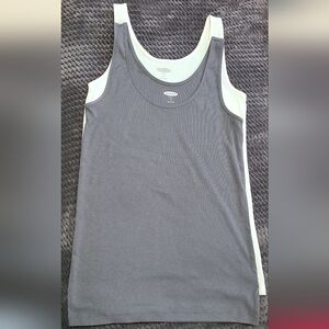 ⭐️3/$35 Old Navy Tanks, Lot of 2 Lg